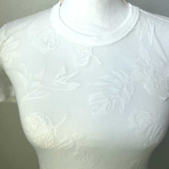Sheer Leaf Print White Shirt - Picture 2 of 4